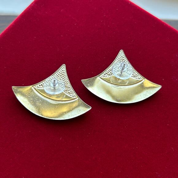 Vintage Modernist Gold and Yellow Enamel Fan Sculptural Statement Earrings - Picture 4 of 16